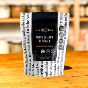 la delfina queso rallado