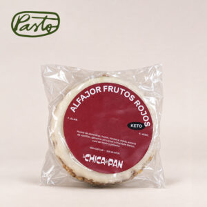 la chica del pan alfajor frutos rojos.jpeg
